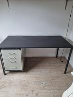 Vintage Gispen bureau met 4 lades - 150cm breed, Huis en Inrichting, Bureaus, Ophalen, Gebruikt