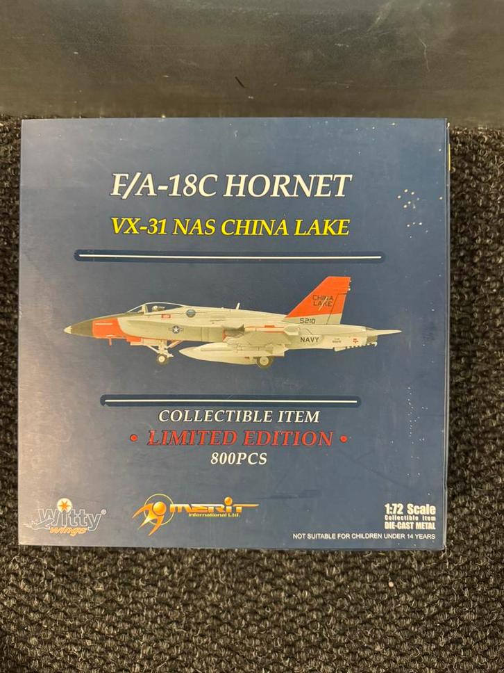 Witty Wings 1/72 diecast F/A-18C Hornet diecast schaalmodel, Verzamelen, Luchtvaart en Vliegtuigspotten, Zo goed als nieuw, Schaalmodel