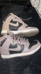 Nike Dunk High Moon Fossil - Maat 38, Kleding | Dames, Schoenen, Ophalen of Verzenden, Gedragen, Bruin, Sneakers of Gympen
