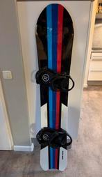 Bataleon Camel Toe 158 BMW Motorsport met bindingen, Sport en Fitness, Snowboarden, Ophalen, Gebruikt, Board