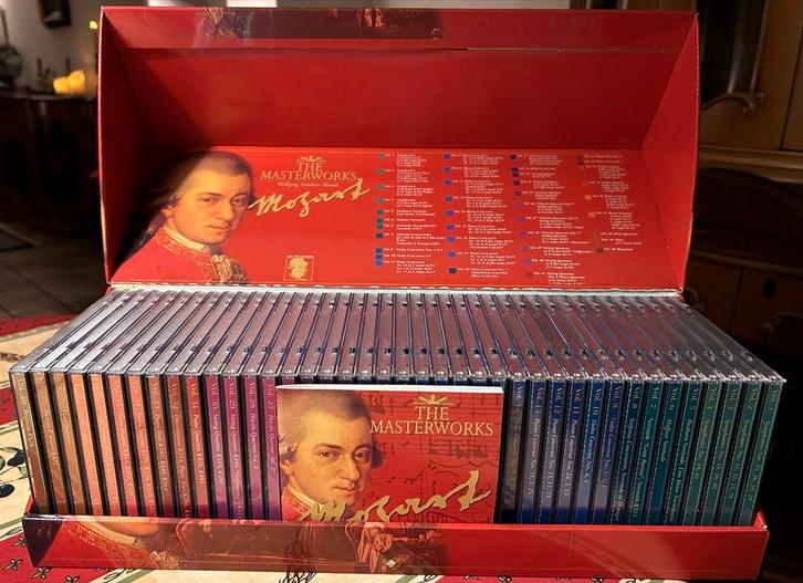 Mozart - Exclusieve 40CD Box - The Masterworks, Cd's en Dvd's, Cd's | Klassiek, Zo goed als nieuw, Orkest of Ballet, Classicisme