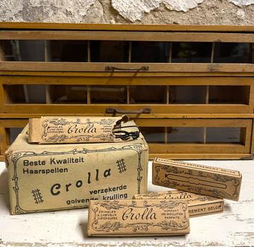 Brocante oud doosje met Grolla haarspelden beschikbaar voor biedingen