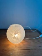 IKEA Knubbig retro tafellamp 18cm wit, Ophalen of Verzenden, Zo goed als nieuw, Glas, Minder dan 50 cm