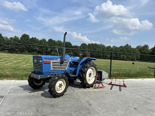 Iseki TL 2300 met werktuigen (MARGE), Zakelijke goederen, Agrarisch | Tractoren