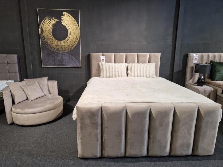 Voorraad | Luxe Velvet Boxsprings Met Opbergruimte - Utrecht, Huis en Inrichting, Slaapkamer | Boxsprings, Nieuw, 180 cm, 200 cm