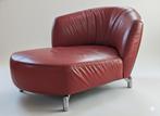 Leolux Pupilla Chaise Longue - Rood Pomodoro, 100 tot 125 cm, Design, Ophalen of Verzenden, Zo goed als nieuw