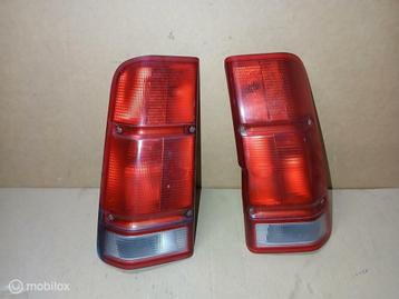 Achterlicht Land Rover Discovery 2 II Lamp Links + R Achter beschikbaar voor biedingen