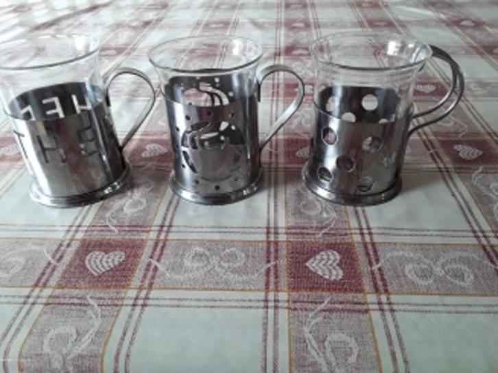 THEEGLAZEN, HOUDER 2 sets, thee-ei, theebusje, Huis en Inrichting, Keuken | Servies, Zo goed als nieuw, Overige stijlen, Overige materialen