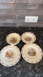 4 items Bunnykins van Royal Doulton Engeland, Ophalen of Verzenden, Porselein, Overige stijlen, Bord(en)