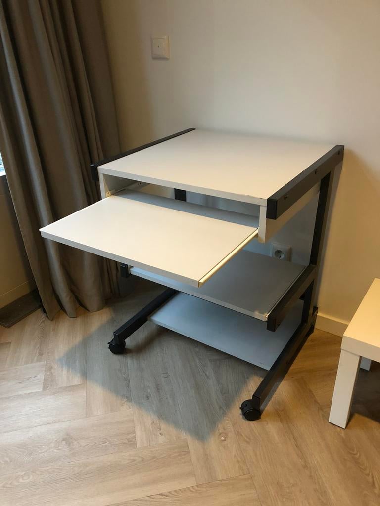 Handig roltafeltje computermeubel, Huis en Inrichting, Kasten | Computermeubels, Gebruikt, 70 tot 120 cm, Minder dan 70 cm, 40 tot 80 cm