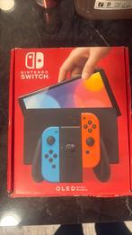 Switch OLED inclusief MARIO KART DELUXE, Switch OLED, Met games, Met 2 controllers, Ophalen of Verzenden