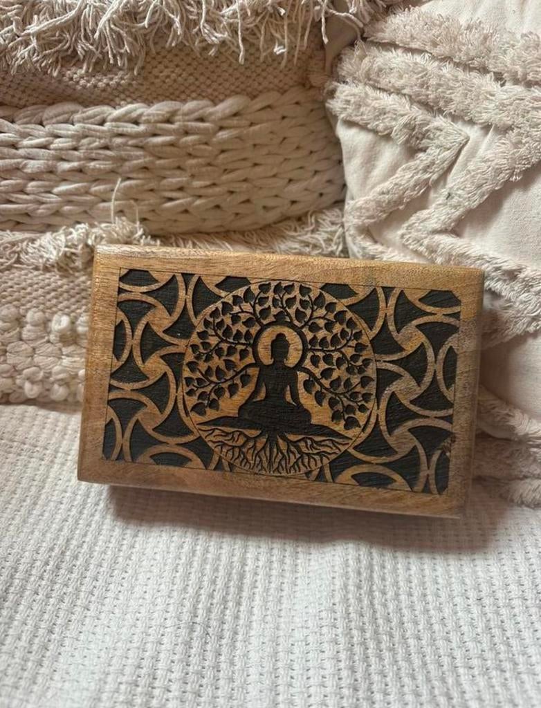 Houten sieradendoos van Ajuny met boeddha en levensboom, Ophalen of Verzenden