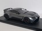 Aston Martin V12 Vantage Magnetic Silver 1/18 NIEUW GT, Hobby en Vrije tijd, Modelauto's | 1:18, Ophalen of Verzenden, Zo goed als nieuw