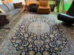 Groot Perzisch Kashan / Nain-stijl tapijt ca. 408 x 295 cm, Huis en Inrichting, Stoffering | Tapijten en Kleden, Handmade carpet handknotted rug vintage classic persian design