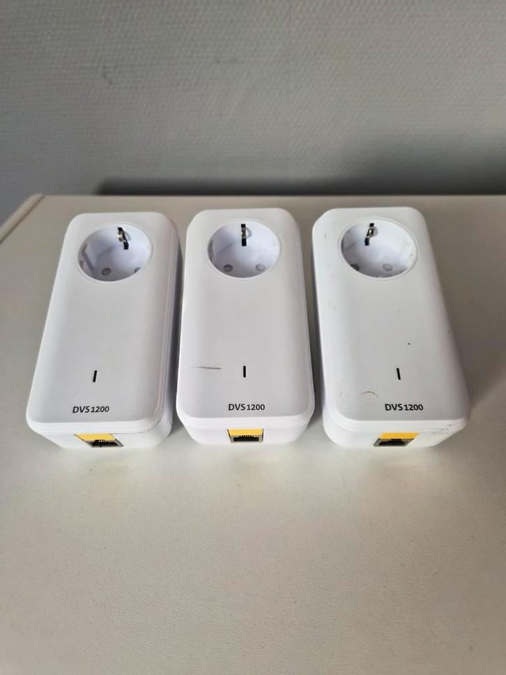 DVS 1200 draadloze powerline/verbindingsadapters 3x, Computers en Software, Powerlines, Zo goed als nieuw, Ophalen of Verzenden