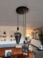 Moderne hanglamp met 3 glazen lampen, Huis en Inrichting, Lampen | Hanglampen, Ophalen of Verzenden, Zo goed als nieuw, Glas, 50 tot 75 cm