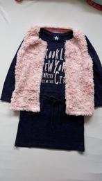 Leuke donker blauwe jurk met roze bont vestje 128 134, Ophalen of Verzenden, Gebruikt, Meisje, Jurk of Rok