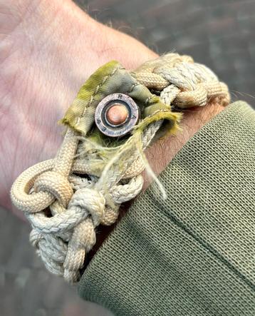 Market Garden WWII Bodemvondst paracord armband beschikbaar voor biedingen