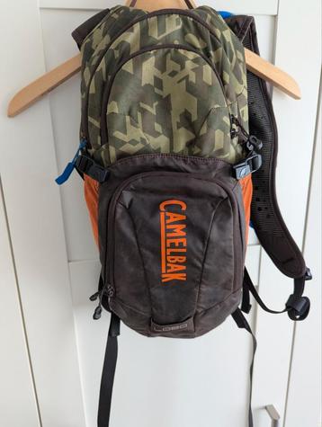 Camelbak Lobo + 2x Cruz waterzak (3 liter & 1.5 liter) beschikbaar voor biedingen