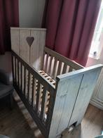 Houten ledikant voorIen van grey wash, Kinderen en Baby's, Babywiegjes en Ledikanten, Ophalen, Gebruikt, Ledikant