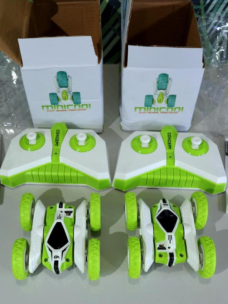 Nieuw Rc Auto | RC Stunt Auto 360 | Sinovan | Sinterklaas, Hobby en Vrije tijd, Modelbouw | Radiografisch | Auto's, Nieuw, Auto onroad