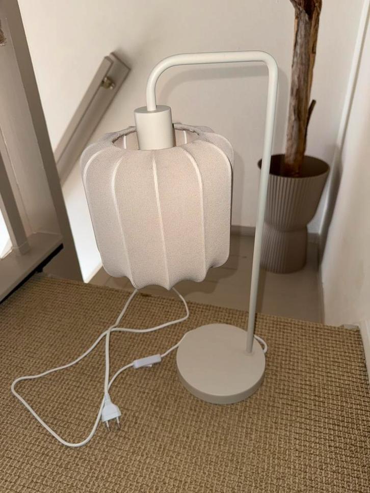 Beige Japandi Tafellamp van stof, Huis en Inrichting, Lampen | Tafellampen, Zo goed als nieuw, 50 tot 75 cm, Metaal, Stof, Ophalen of Verzenden