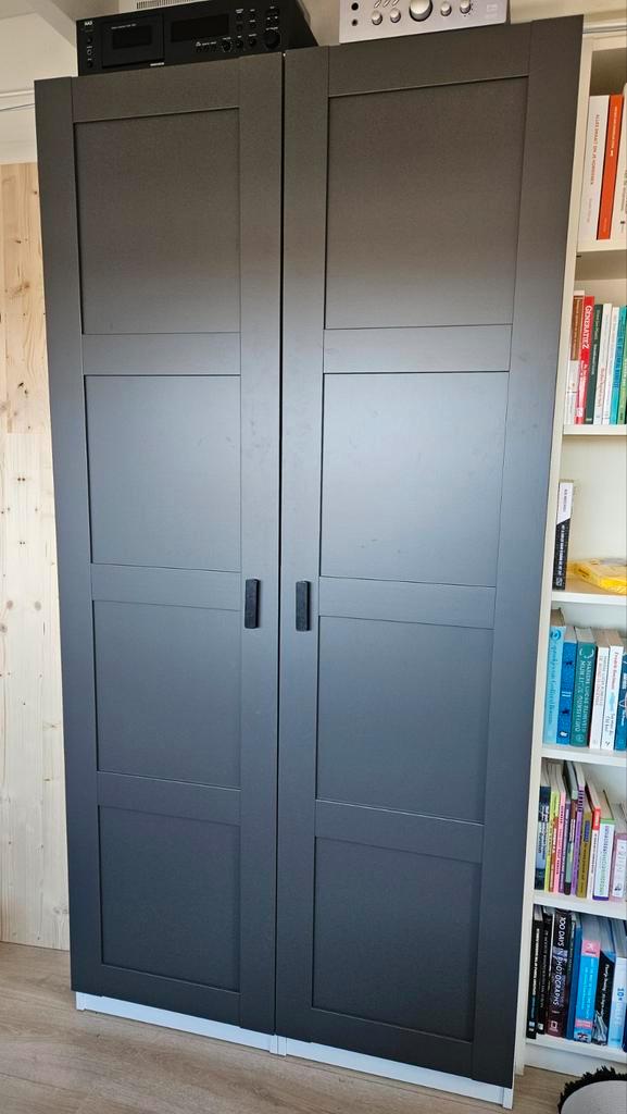 2 Ikea Bergsbo deuren voor Pax kast donkergrijs 50 x 195 cm, Huis en Inrichting, Kasten | Kledingkasten, Zo goed als nieuw, 150 tot 200 cm