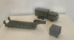 Lot Dinky Toys Berliet transport, tank trailer + container, Hobby en Vrije tijd, Modelauto's | 1:43, Verzenden, Gebruikt, Bus of Vrachtwagen