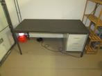Grijze Staal Bureau met bureaulade, Huis en Inrichting, Grijze Staal Bureau met bureaulade, Zo goed als nieuw, Bureau, Grijze Staal Bureau met bureaulade