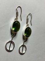 Mooie zilveren 925 oorbellen met peridot, Sieraden, Tassen en Uiterlijk, Oorbellen, Hangers, Verzenden, Nieuw, Met edelsteen