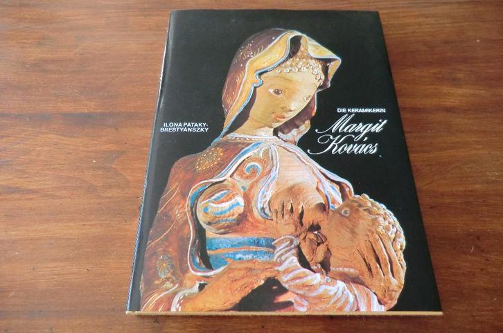 boek - Die Keramikerin - Margit Kovacs / keramiek, Boeken, Kunst en Cultuur | Beeldend, Gelezen, Ophalen of Verzenden