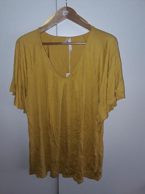 Miss Etam Geel T-shirt Met V-hals Maat 48, Kleding | Dames, Tops, Nieuw, Maat 46/48 (XL) of groter, Geel, Korte mouw, Verzenden