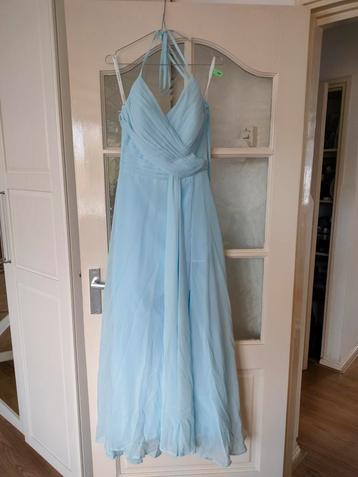 Dress size 38 beschikbaar voor biedingen