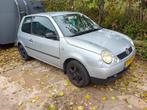 Volkswagen Lupo 1.4 44KW 2004 Grijs, Auto's, Voorwielaandrijving, 450 kg, 4 cilinders, 4 stoelen