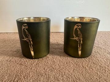 Theelichthouders met papegaaien groen met goud beschikbaar voor biedingen