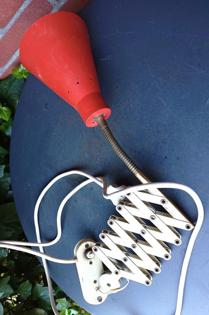 metalen Hala Zeist schaarlamp - vintage 60 s - rode wandlamp, Huis en Inrichting, Lampen | Wandlampen, Gebruikt, Metaal, Overige materialen