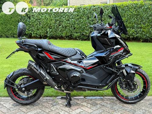 ⭐️ 2025 NIEUWE CUSTOM Honda XADV 750 TK BLACK EDITION BTW !, Motoren, Motoren | Honda, Bedrijf, Scooter, meer dan 35 kW, 2 cilinders
