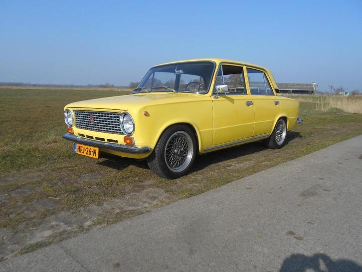 Lada 2101 1300 1978 TWEE JAAR APK NETTE AUTO, Auto's, Lada, Particulier, Benzine, Sedan, Handgeschakeld, Bruin, Leder, Achterwielaandrijving
