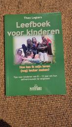 Boek: Leefboek voor kinderen, Ophalen of Verzenden, Gelezen, MBO, Theo Legters