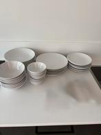 IKEA Servies, Huis en Inrichting, Keuken | Servies, Verzenden, Zo goed als nieuw, Effen, Aardewerk