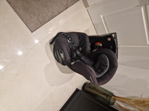 Maxi cosi axiss, Kinderen en Baby's, Autostoeltjes, Zo goed als nieuw, Maxi-Cosi, 9 t/m 18 kg, Autogordel, Slaapstand, Ophalen