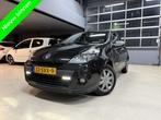 Renault Clio 1.5 dCi Night & Day |Lage KM|Navigatie|Clima, Voorwielaandrijving, Euro 5, Gebruikt, 4 cilinders