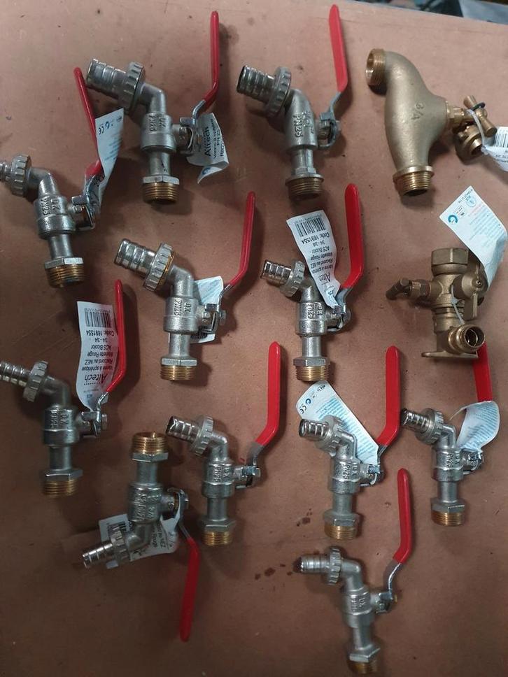 Altech Kranen - Diverse types en maten, Doe-het-zelf en Verbouw, Sanitair, Nieuw, Kraan, Koper, Ophalen of Verzenden