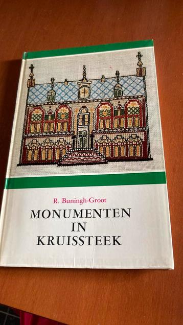Borduurboekje Monumenten in kruisstreek beschikbaar voor biedingen