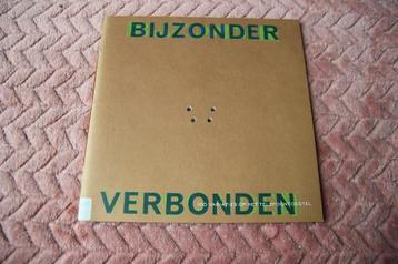 Bijzonder verbonden. 100 variaties op het telefoontoestel beschikbaar voor biedingen