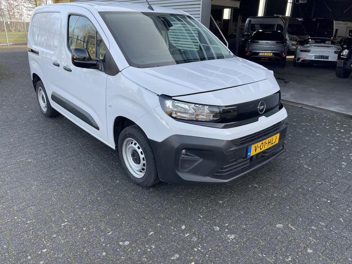 Opel Combo 1.5 BlueHDi 100 S&S L1 (bj 2024), Auto diversen, Schadeauto's, Opel, Handgeschakeld, Diesel, Overige carrosserieën