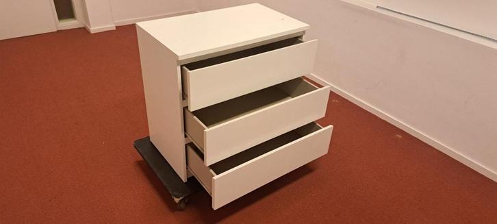 IKEA MALM ladekast – 3 lades, wit, Huis en Inrichting, Kasten | Ladekasten, Zo goed als nieuw, Minder dan 100 cm, 50 tot 100 cm