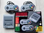 Nintendo Classic Mini: Super Nintendo Entertainment System, Ophalen of Verzenden, Zo goed als nieuw, Met 2 controllers