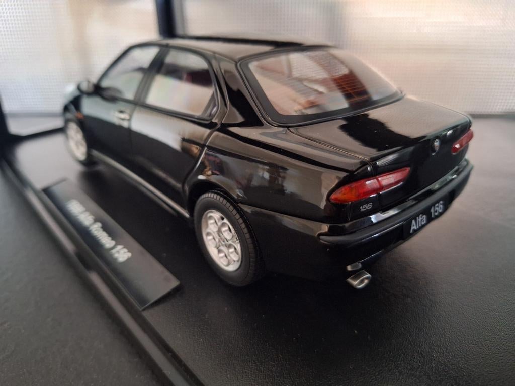 Alfa Romeo 156 1998 Schaal 1:18, Overige merken, Triple 9, Nieuw, Auto