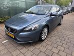 Volvo V40 1.6 D2 115PK Summum 2013 Blauw, Auto's, Voorwielaandrijving, Euro 5, Zwart, 4 cilinders